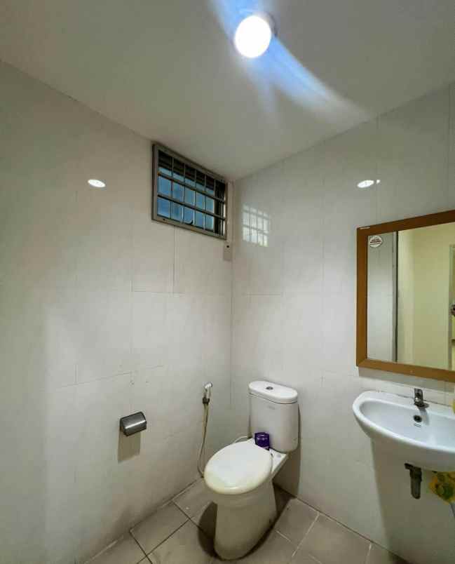 disewakan ruko gudang kantor jl bukit darmo