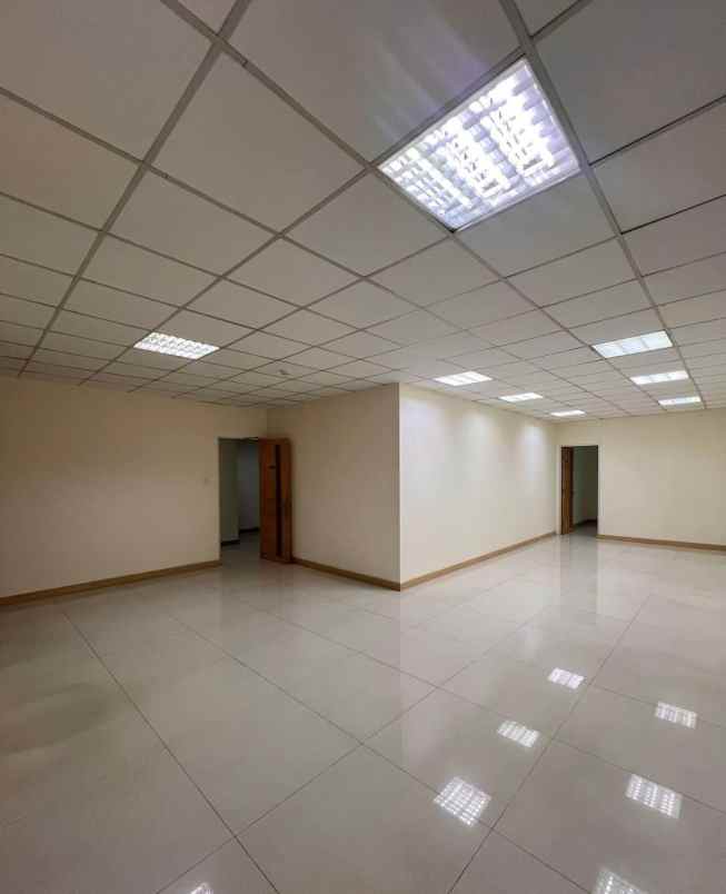 disewakan ruko gudang kantor jl bukit darmo
