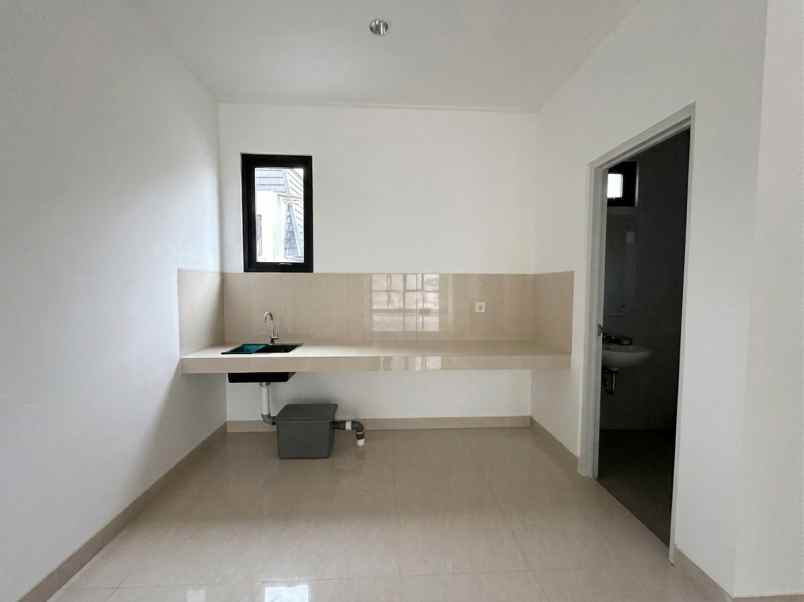 disewakan ruko gudang kantor ruko centeria square