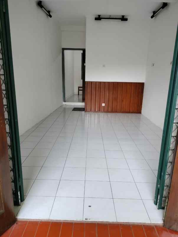 disewakan rumah ampera ragunan pasar