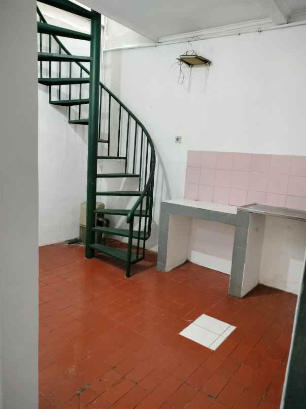 disewakan rumah ampera ragunan pasar