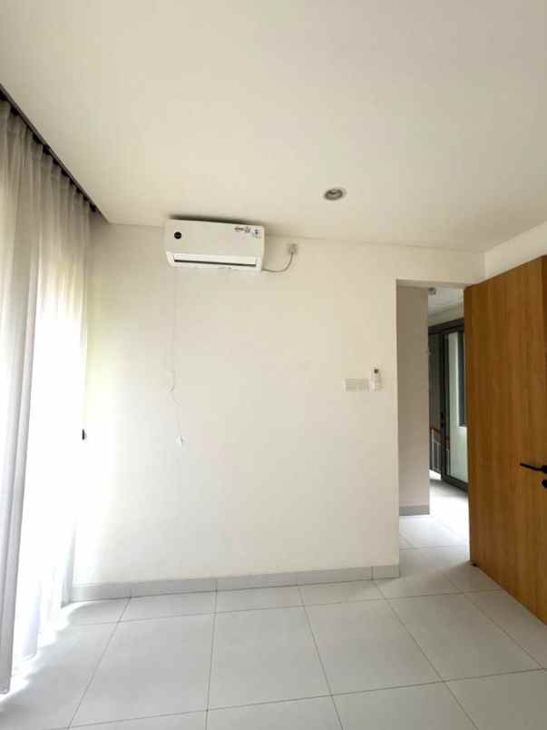 disewakan rumah asera nishi harapan indah