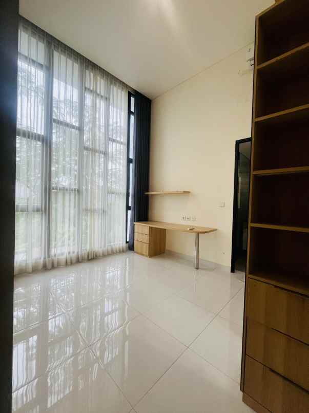 disewakan rumah asya semayang