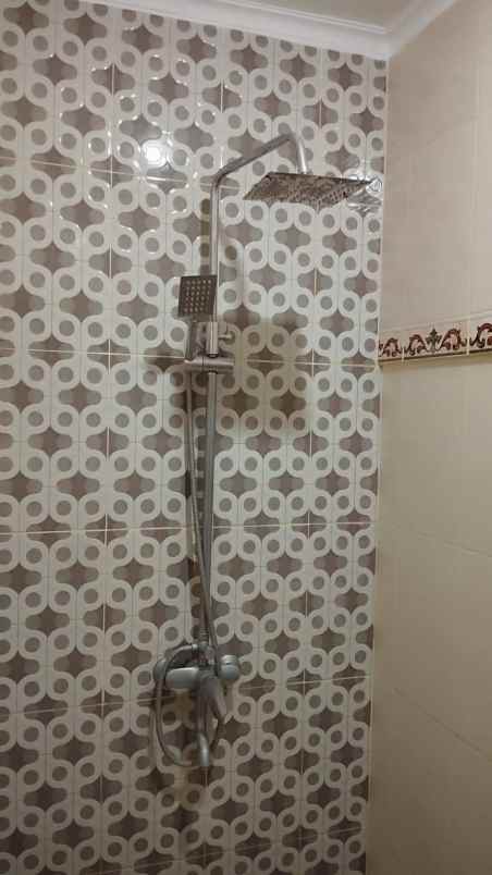 disewakan rumah bale hinggil