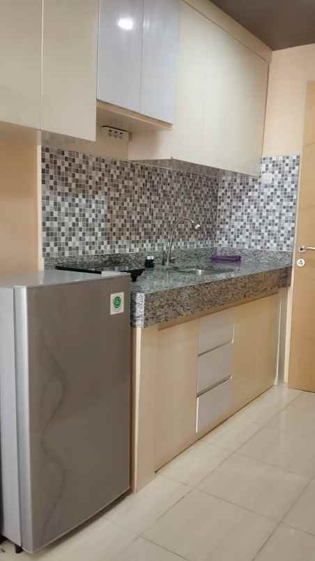 disewakan rumah bale hinggil