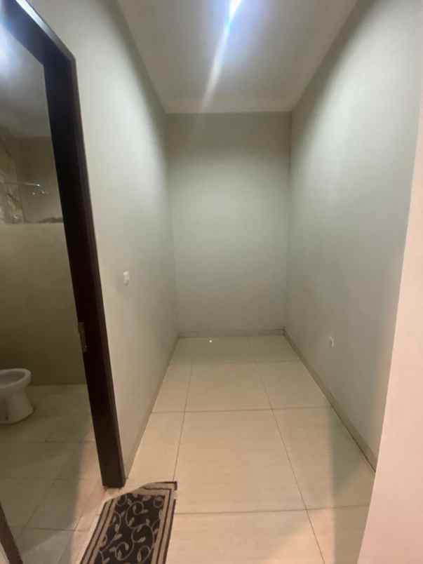 disewakan rumah pejaten barat
