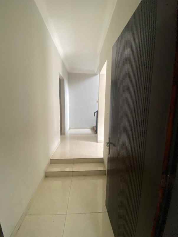 disewakan rumah pejaten barat