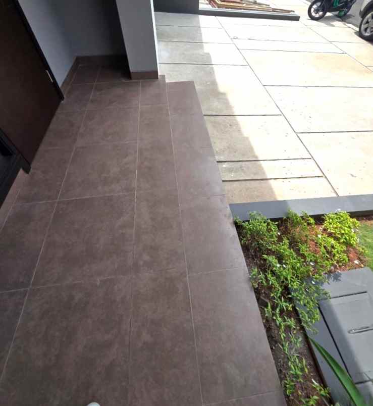 disewakan rumah scg summarecon crown gading