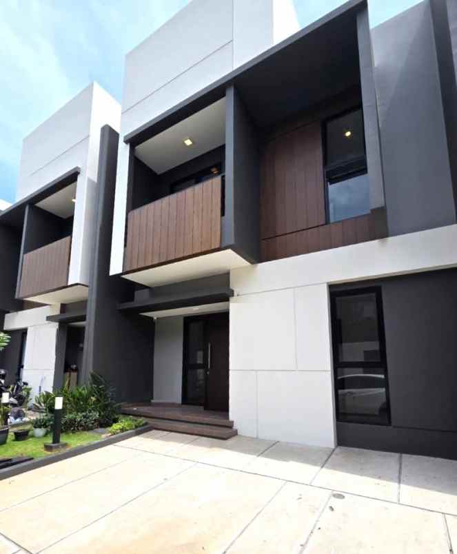 disewakan rumah scg summarecon crown gading