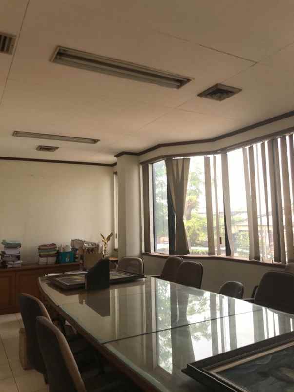 gedung kantor di daerah cideng gambir jakarta pusat
