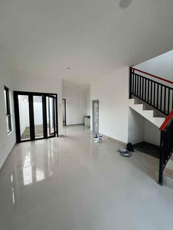 jual bu rumah 2 lantai lokasi super strategis cilegon