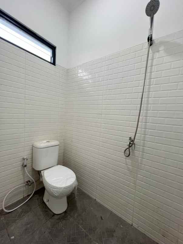 jual bu rumah 2 lantai lokasi super strategis cilegon