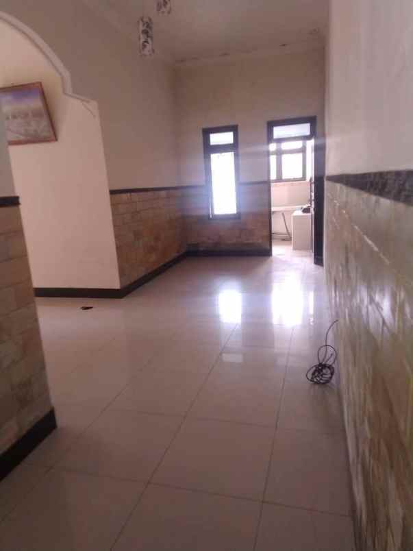 jual cepat rumah semi villa