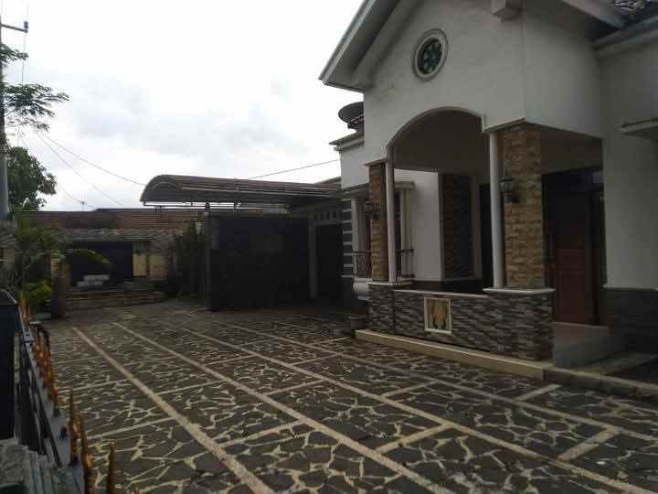 jual cepat rumah semi villa