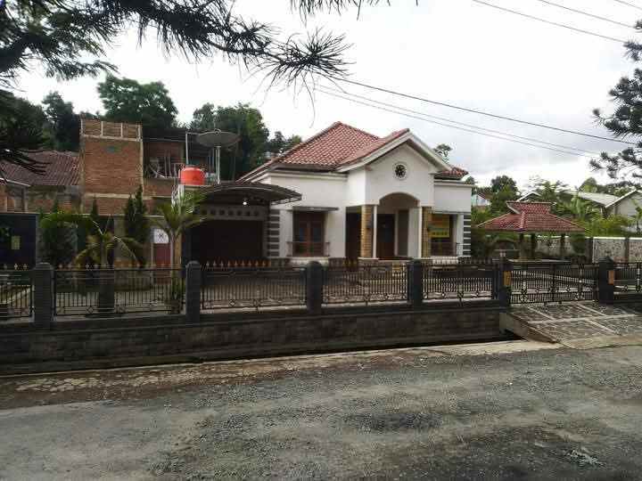 jual cepat rumah semi villa
