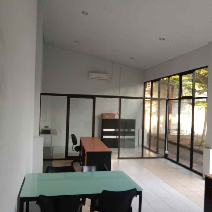 jual gudang siap pakai di menganti gresik