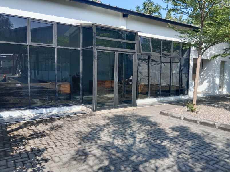 jual gudang siap pakai di menganti gresik