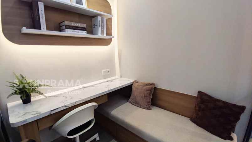 jual rumah 3 lantai siap huni di tangerang selatan