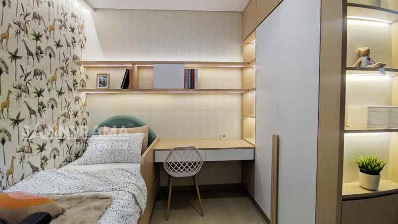 jual rumah 3 lantai siap huni di tangerang selatan