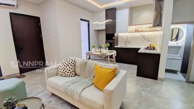 jual rumah 3 lantai siap huni di tangerang selatan