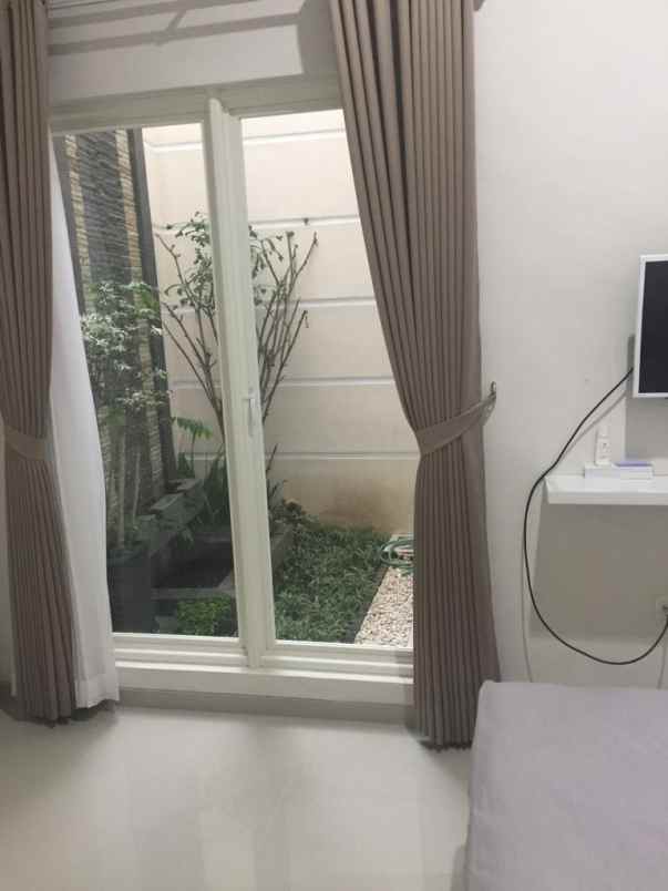 jual rumah bagus siap huni di puncak dieng
