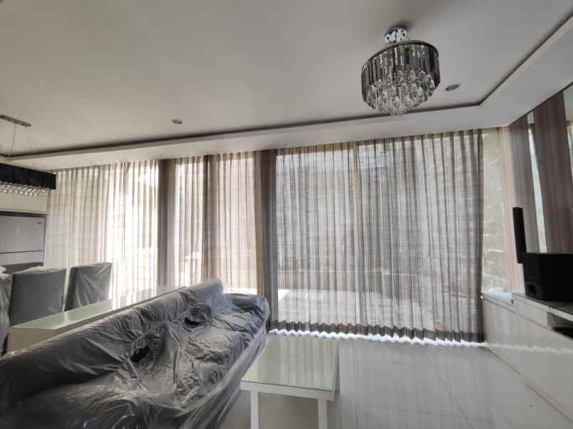 jual rumah citraland depan minimalis 5 kamar