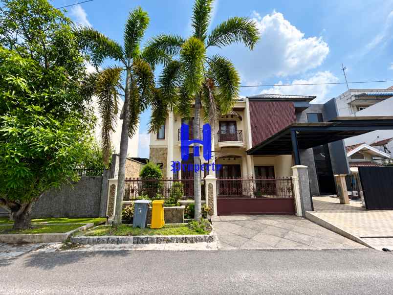 jual rumah di komplek griya riatur jalan tulip medan