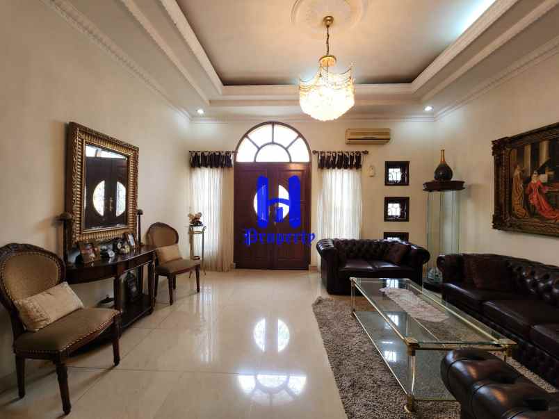 jual rumah di komplek griya riatur jalan tulip medan
