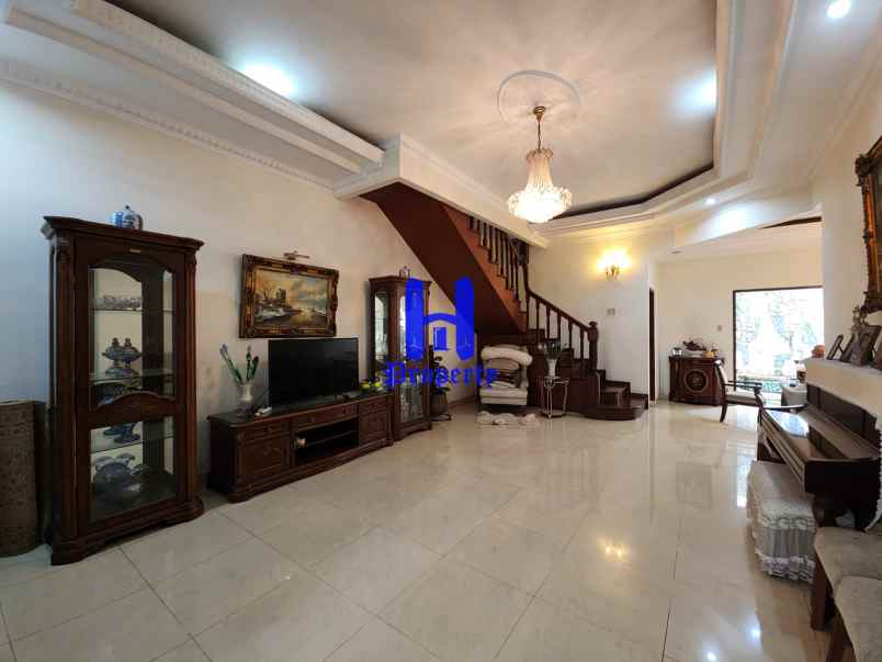 jual rumah di komplek griya riatur jalan tulip medan