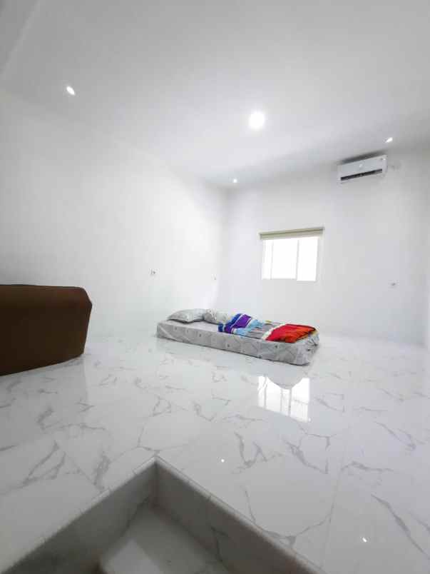 jual rumah fleekhauz tangerang selatan