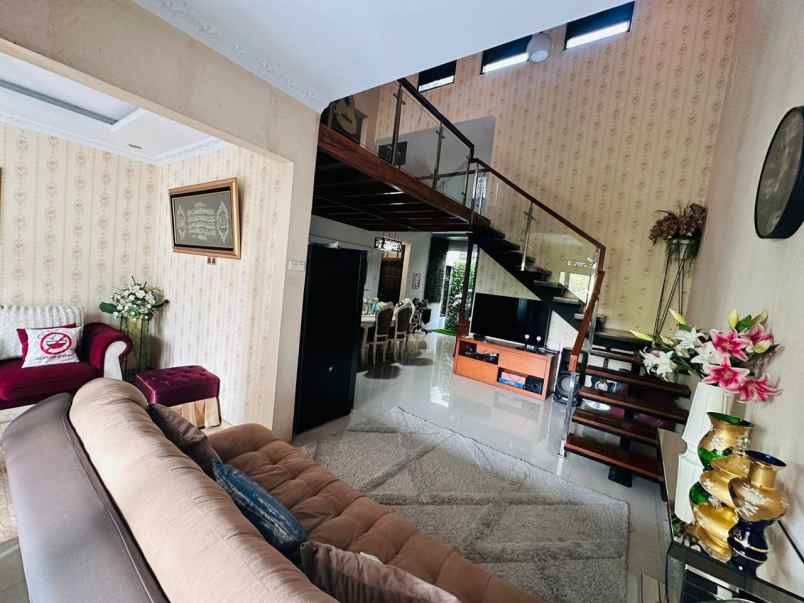 jual rumah full furnished cibubur indah jakarta timur