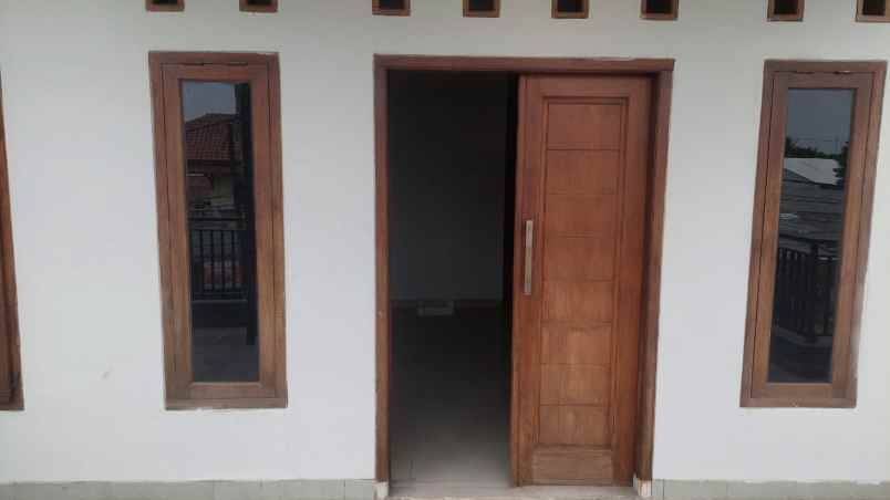 jual rumah mewah nan luas