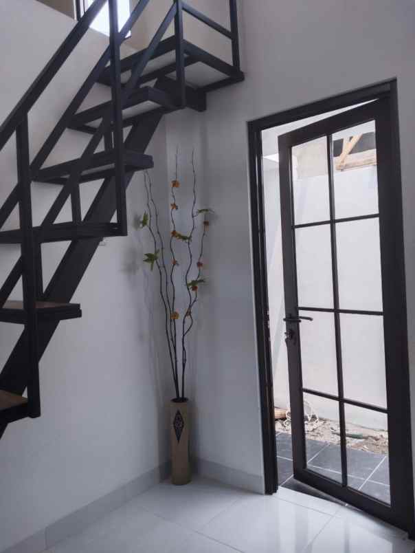 jual rumah pamulang dekat ke bsd tangerang selatan