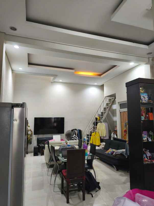 jual rumah siap huni 2 5 lantai citra gran cibubur