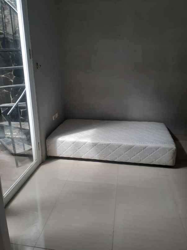 jual rumah siap huni bukit golf cibubur