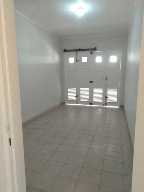 jual rumah siap huni kota wisata cibubur