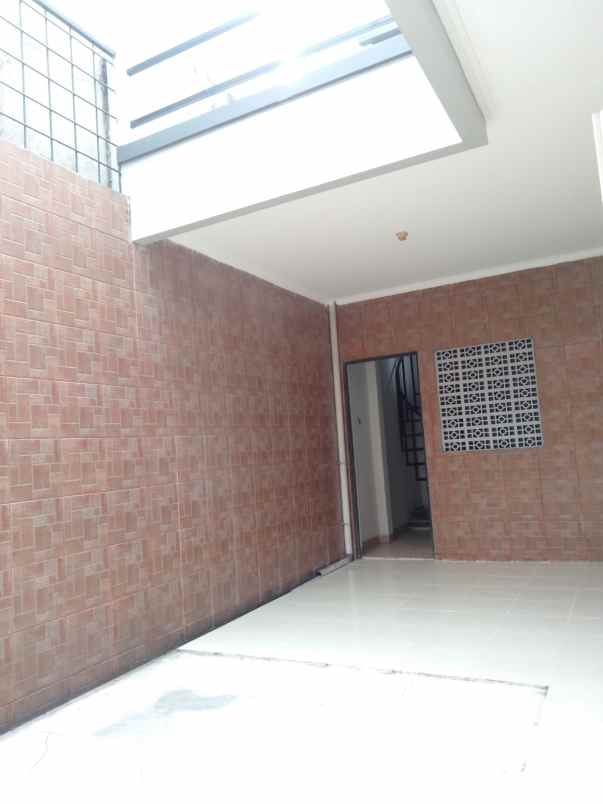 jual rumah siap huni kota wisata cibubur