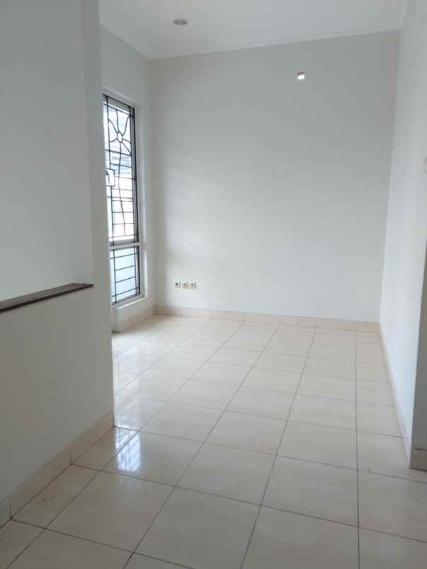 jual rumah siap huni kota wisata cibubur