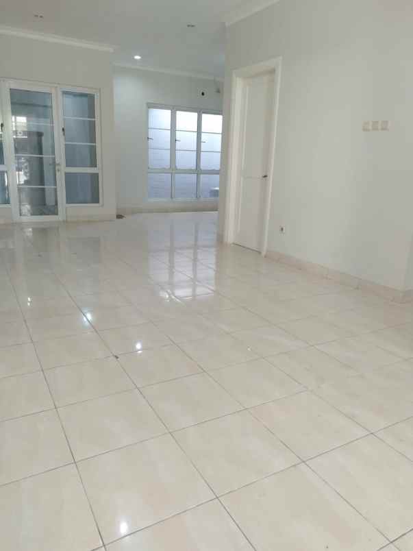 jual rumah siap huni kota wisata cibubur