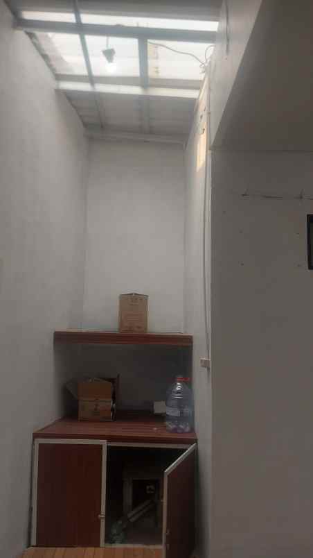 over kredit 65jt rumah siap huni dekat stasiun depok