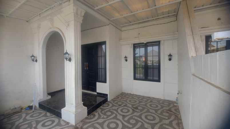 over kredit 65jt rumah siap huni dekat stasiun depok