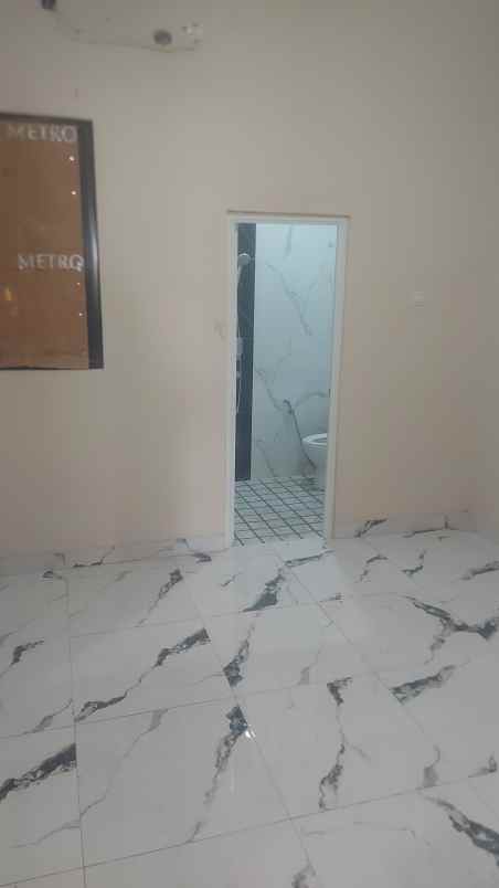 over kredit 65jt rumah siap huni dekat stasiun depok