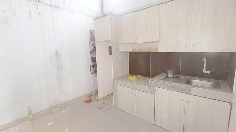 over rumah hook di al fatih babelan bekasi
