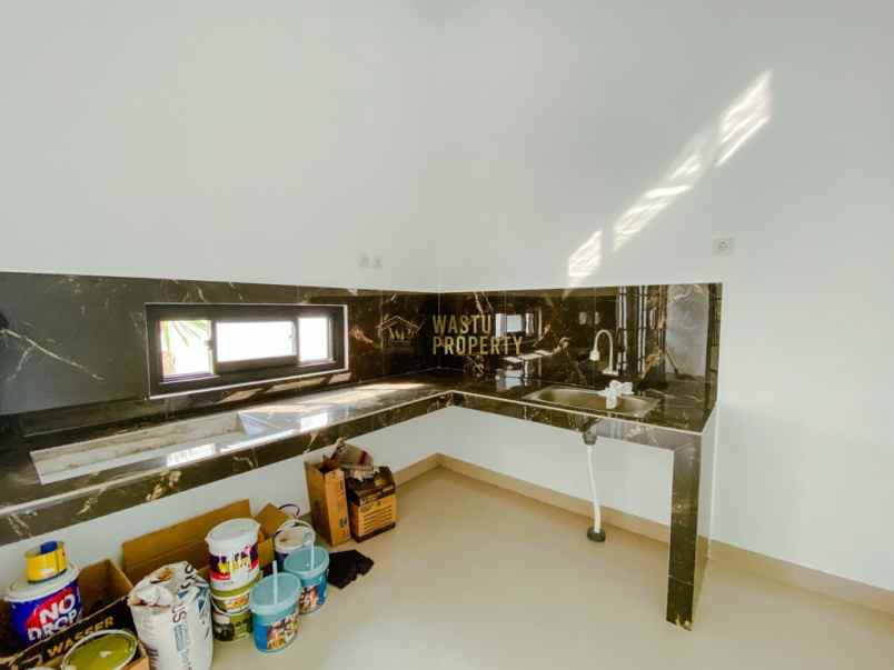 posisi hook gaya klasik dekat rsu mitra paramedika