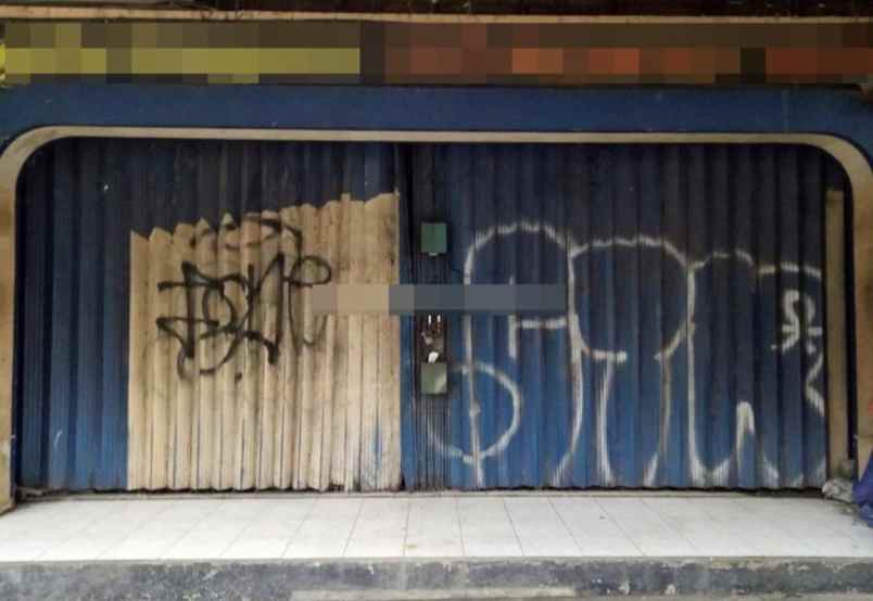 ruko kosong 4 lantai di ciputat kota tangerang selatan