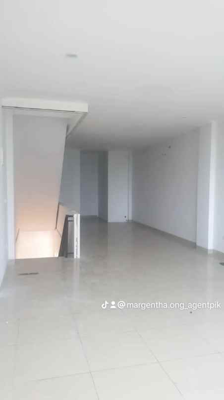 ruko rbbg golf island pik ruko gandeng