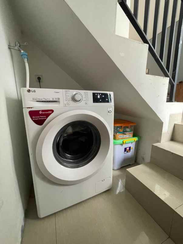 rumah 2 lantai dalam cluster dekat ui margonda depok