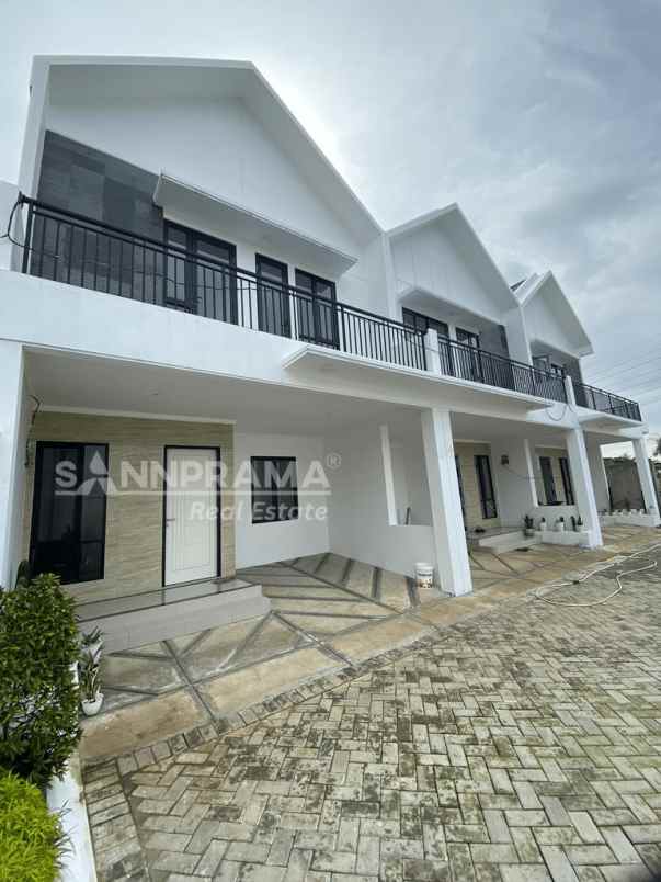 rumah 2 lantai dekat mall the park sawangan depok