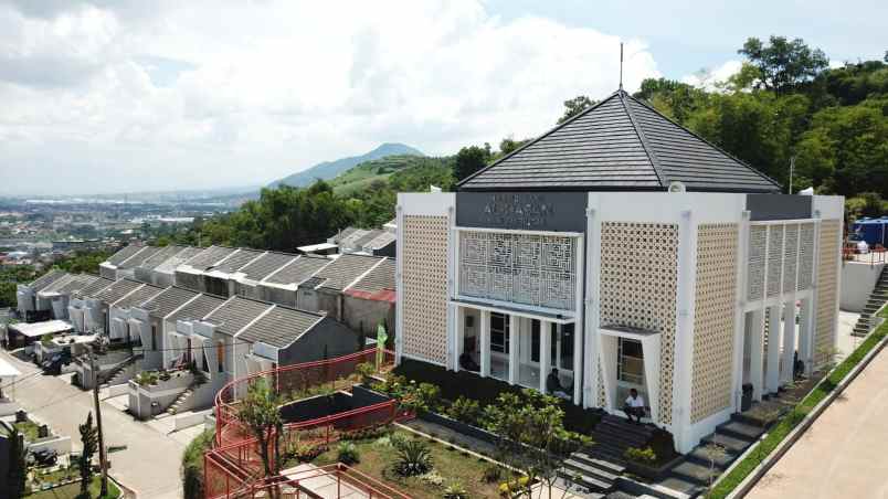 rumah 2 lantai dp 1 juta all in