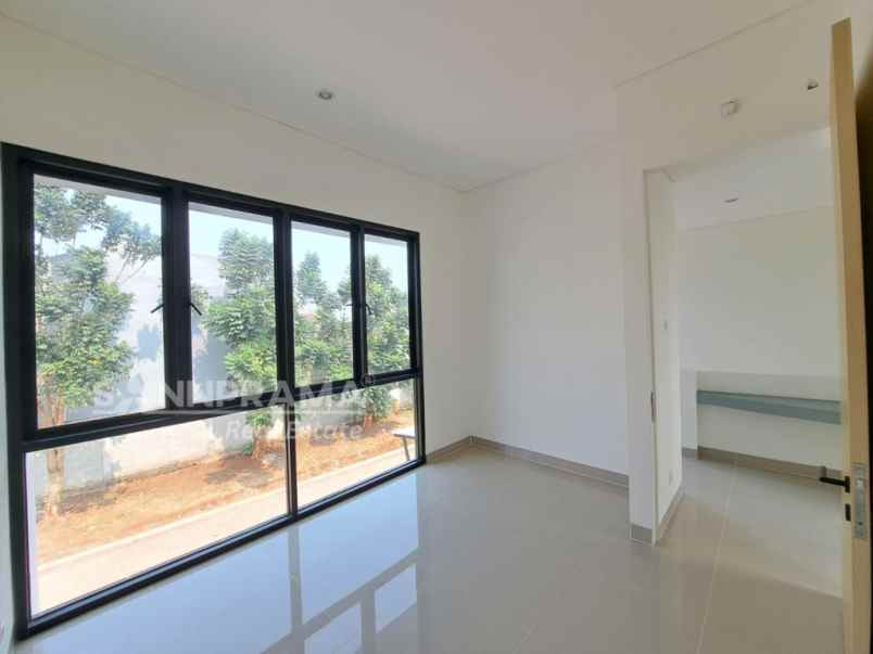 rumah 2 lantai minimalis di cluster dekat stasiun bima